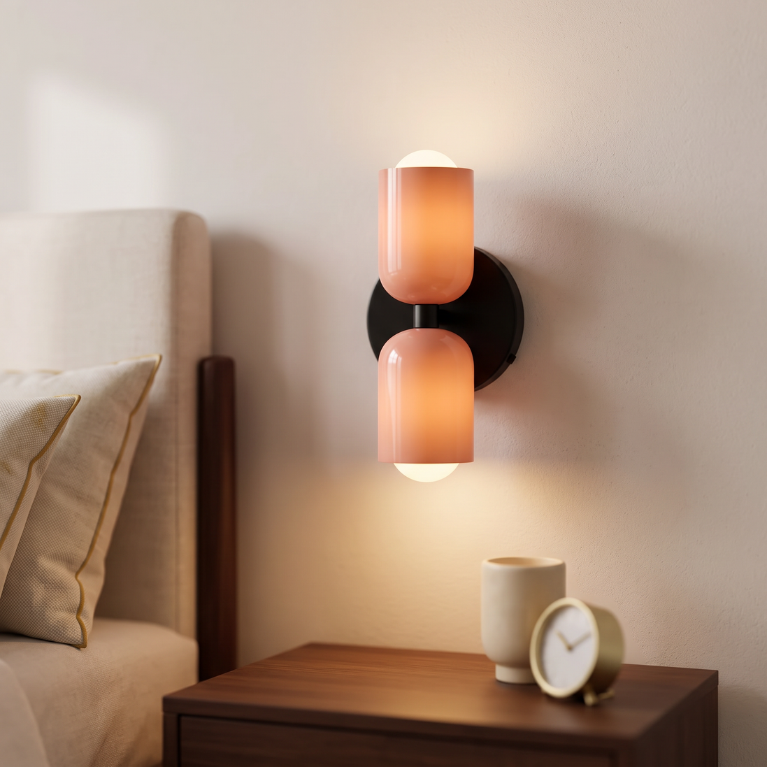 Colorful Bedside Wall Lamp in pink