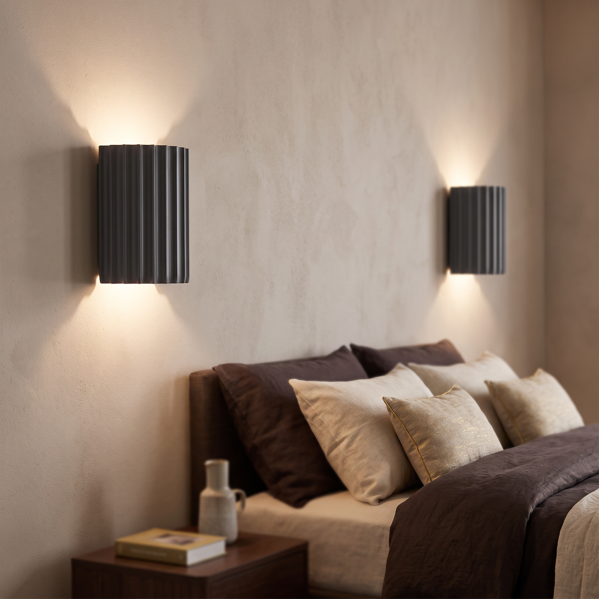 Rilla Resin Wall Lamp in Grey